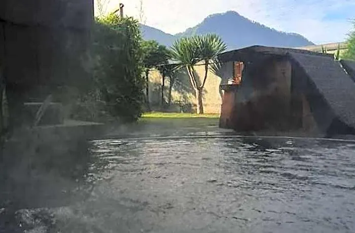 Tegal Bamboo & Private Hot Spring